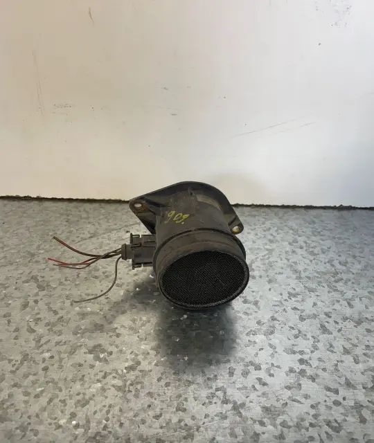 Debitmetru aer Audi A4 1996 1.9 TDI MT (110 hp)