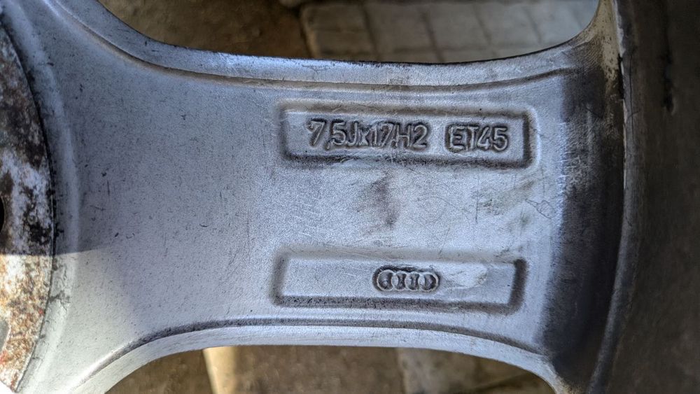 Оригинални джанти 17-ки с гуми за Ауди А4 5х112 235/45/17 Audi A4