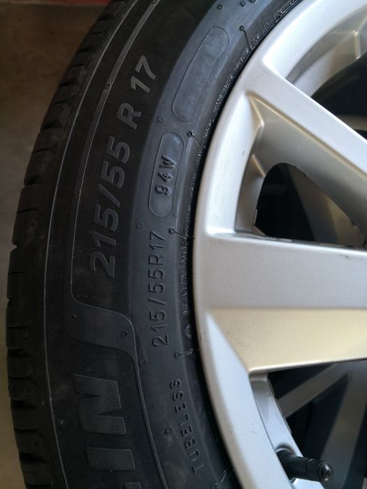 215 55 17 цола нови гуми Michelin dot 26