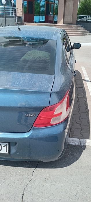 Продам автомобиль Пежо 301