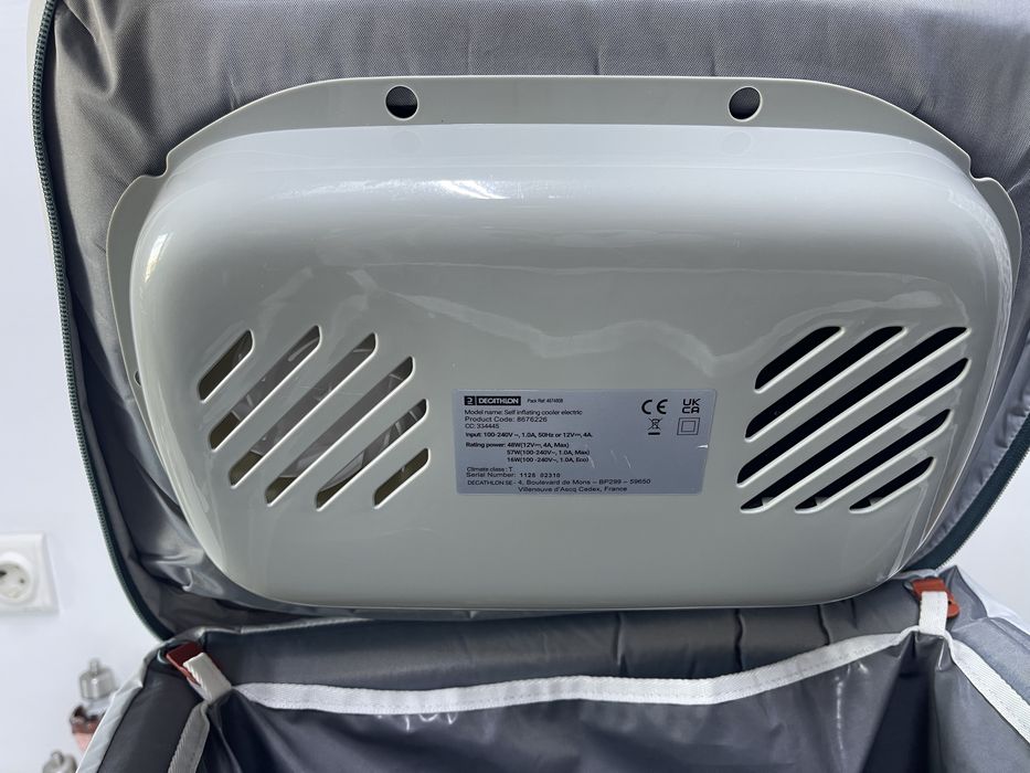 Vand Geantă frigorifică electrică camping 900 30L