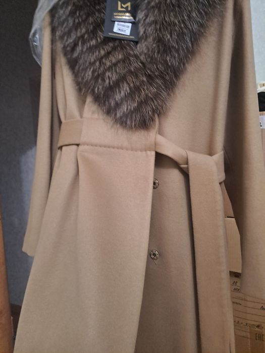 Продам эксклюзивное пальто