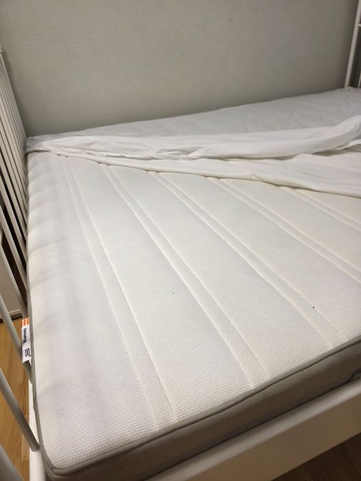 Продам кровать IKEA