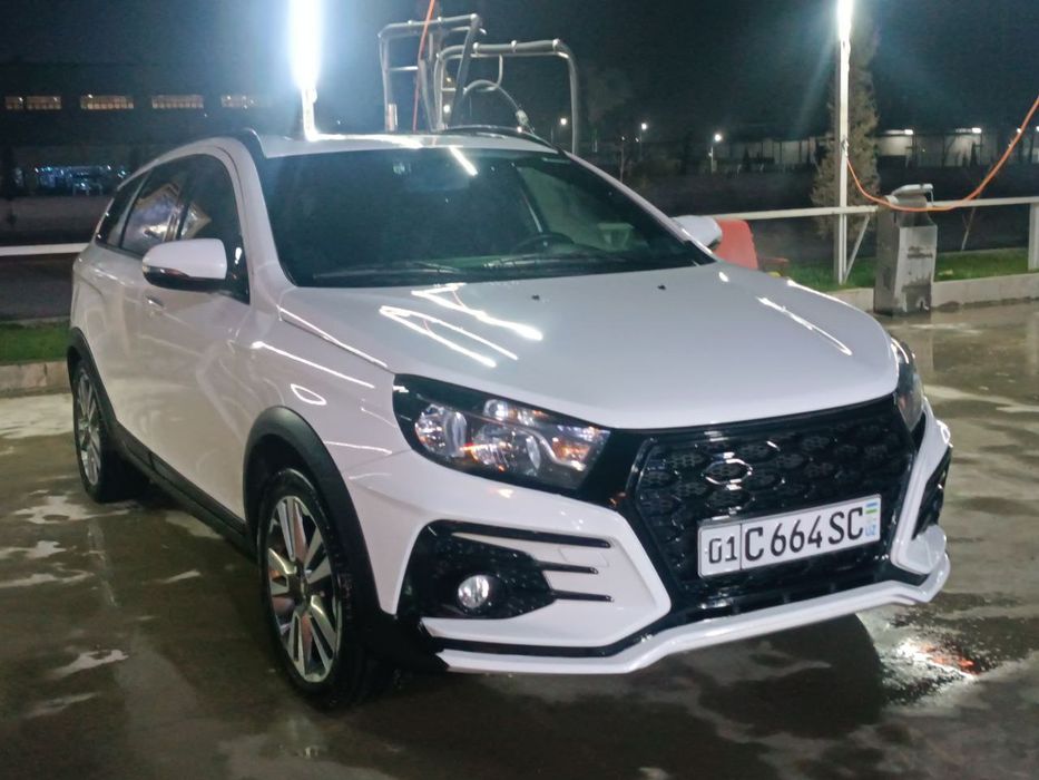 Lada vesta cross panarama kraska toza