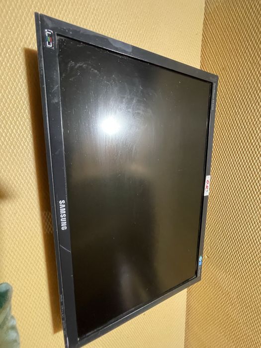 Monitor pc /calculator  19 ‘22’