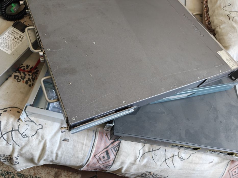 Лаптопи Acer, HP, захр. Кабели и др.