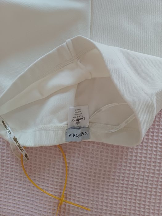 Плътен панталон в бяло Radapola