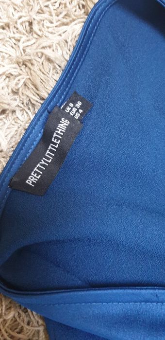 Rochie eleganta satin PrettyLittleThing