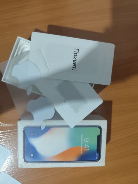 Продам айфон X 64gb