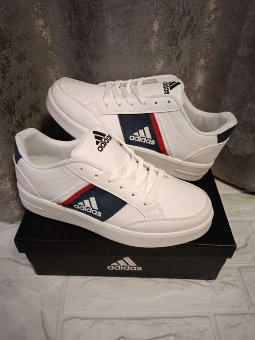 Modele noi,de barbati