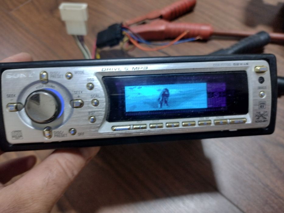 Playere auto cu usb si fără