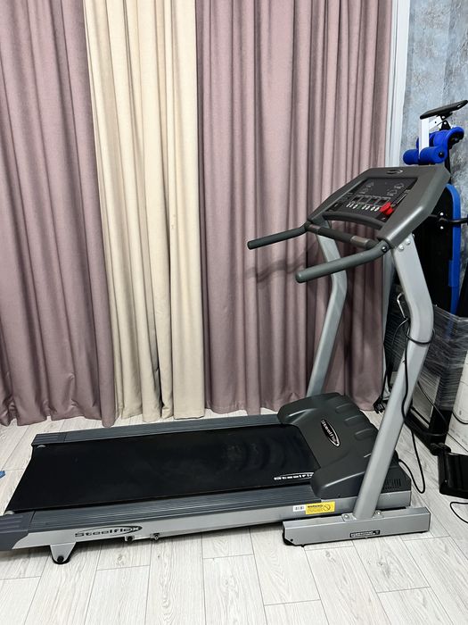 Беговая дорожка Steelflex