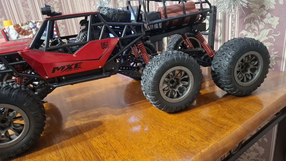 Детский  6-колёсный вездеход. Джип . Игрушка.