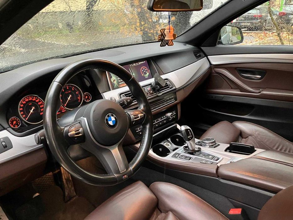 Auto BMW 528i xDrive