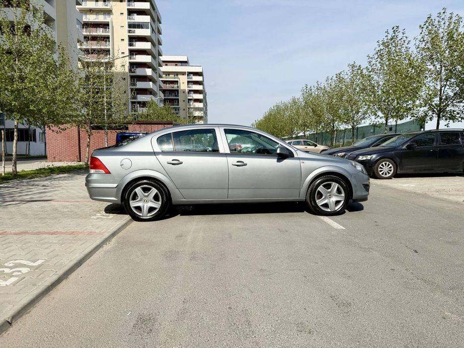 Opel Astra 2011-1.6 benz/E5, proprietar