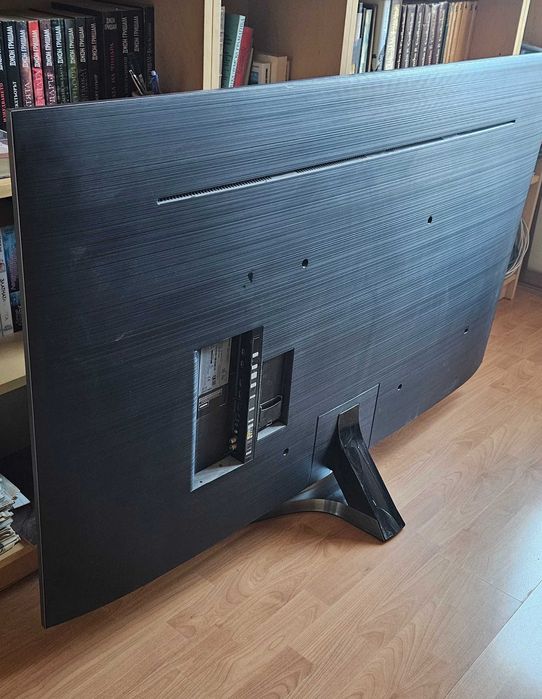 смарт телевизор Samsung 65 инча LED