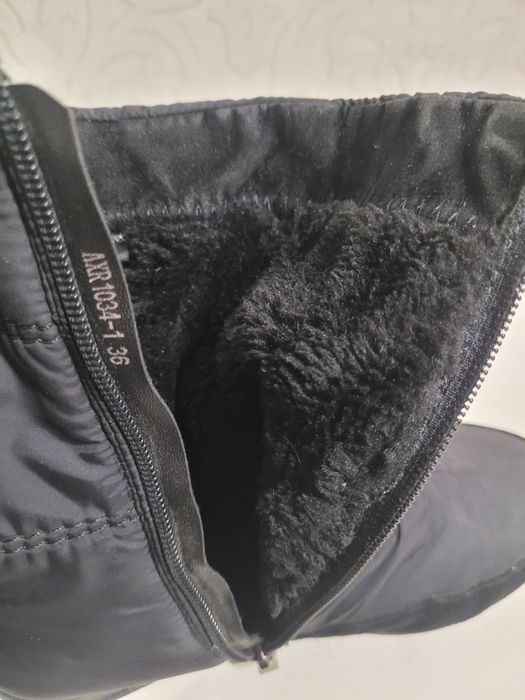 Продам сапожки 36 размер