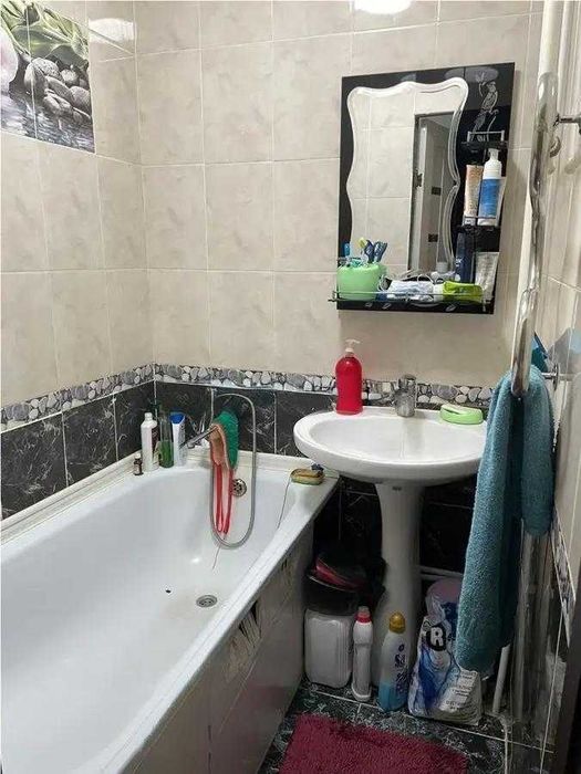 продаю 3 комнатная ЮГО восток