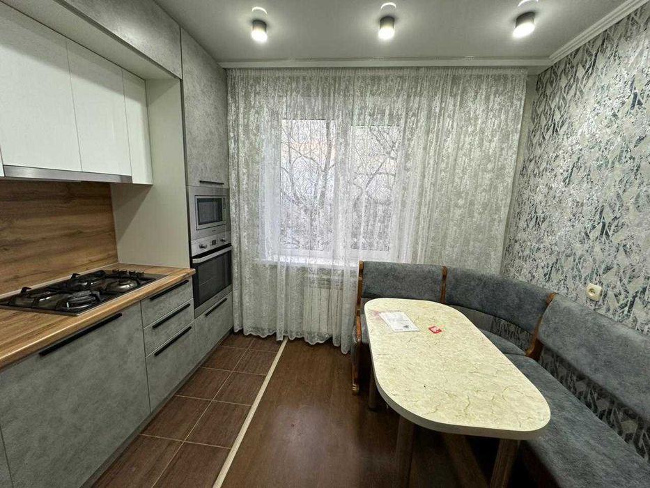 2-комн. квартира, На улице Хименко