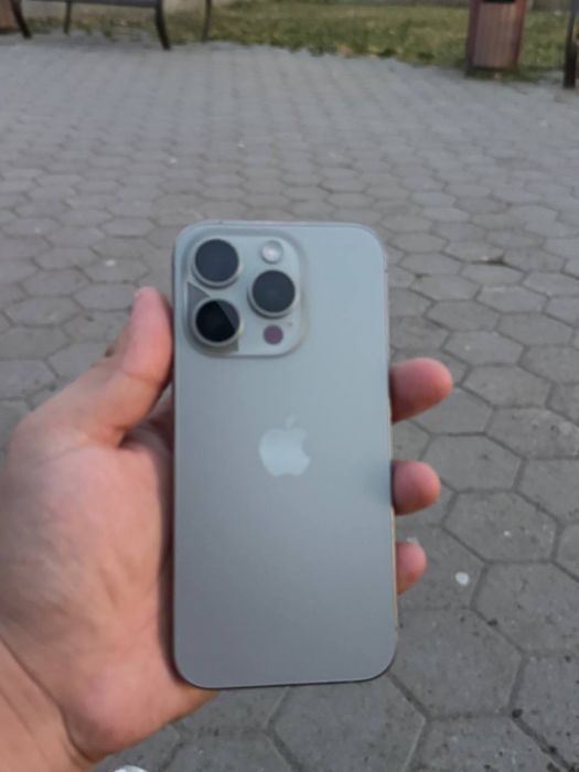 Продам iphone 15 pro