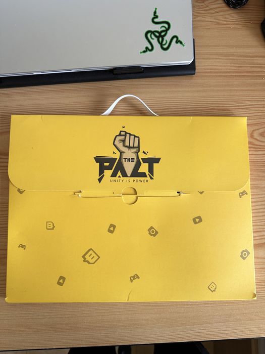 Пакта Бъндъл