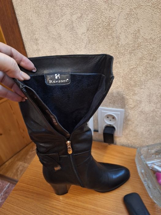 Продаются сапоги