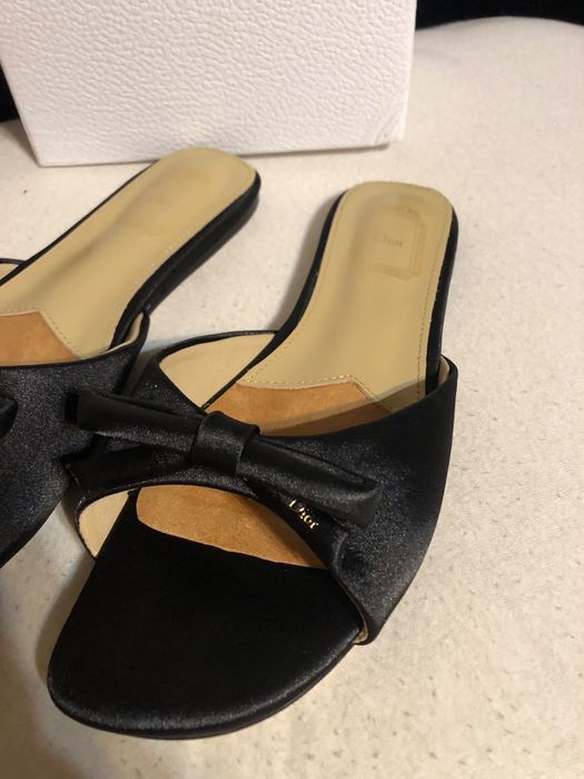 Slapi Dior , calitate premium , pe stoc , noi , 39