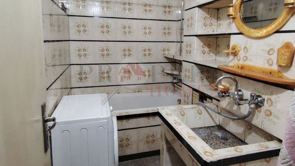 Продажба 3-стаен гр. Велико Търново - Бузлуджа 77m²