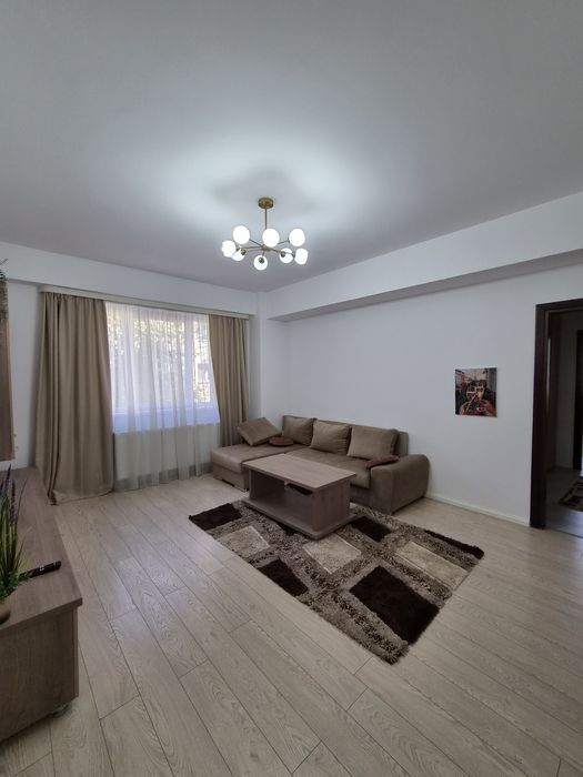 Închiriez apartament cu două camere în bloc nou mobilat și utilat