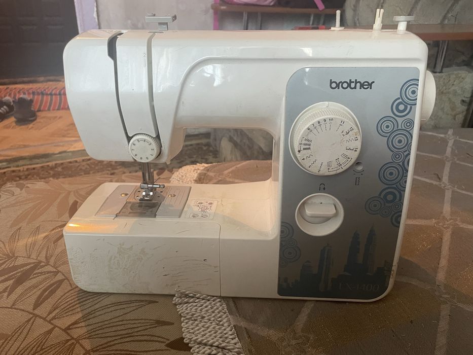 Швейная машинка Brother