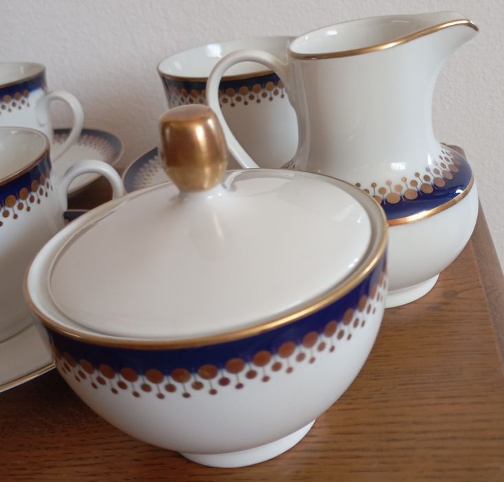 Servici de cafea porțelan fin de Bavaria nou , pentru  4 persoane (10 piese)  70 lei