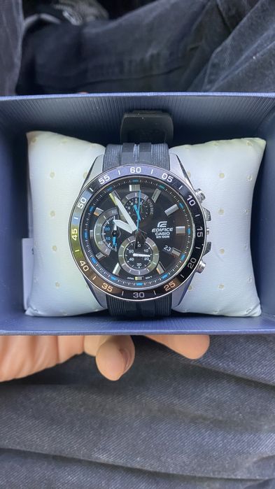 Продам часы CASIO