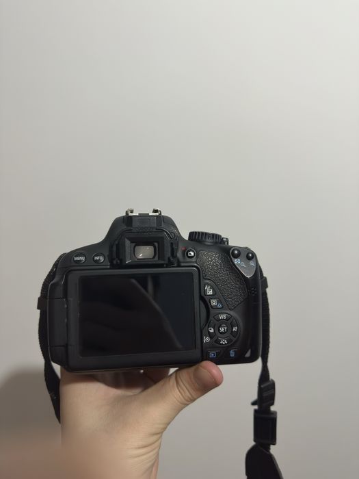 Canon EOS 650d срочно