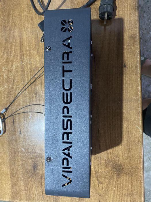 ViparSpectra V300 lampa crestere cultivare plante