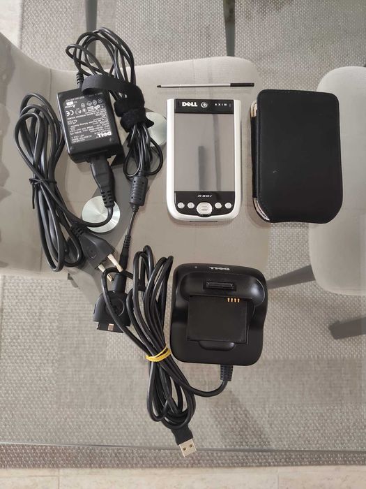 Dell Axim x50 Personal Digital Assistant (PDA) - Pocket PC de colectie