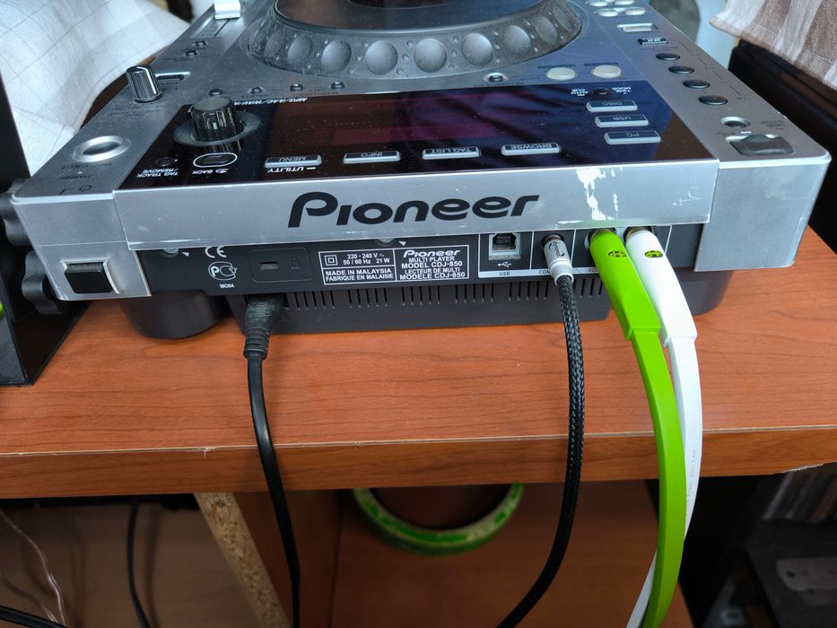 2x Pioneer CDJ-850-S (Сребристи) + 2x UDG чанти + Премиум Neo d+ кабели