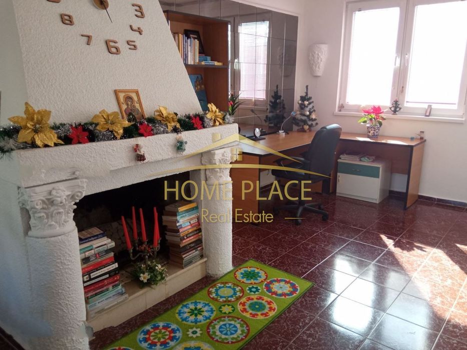 Дава се под наем Двустаен апартамент в Варна, Операта - 88 кв.м за 612 € - Снимка #1