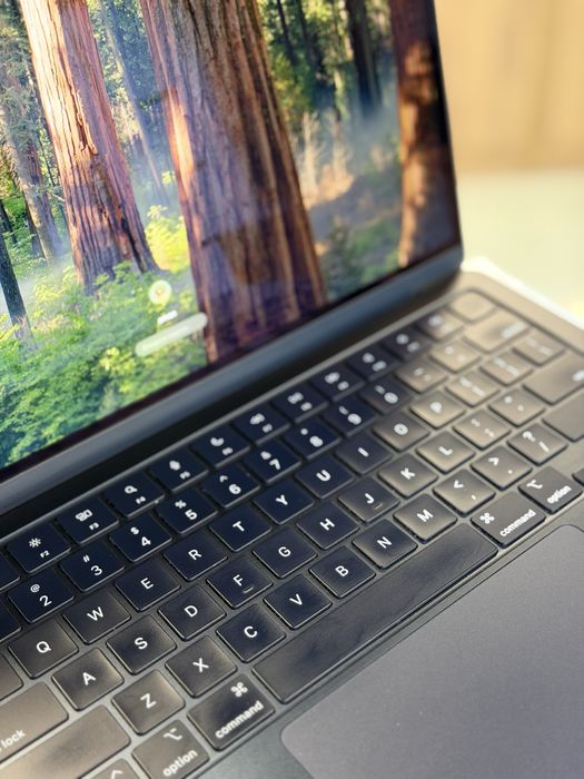 MacBook Air M2 / PhoneLab