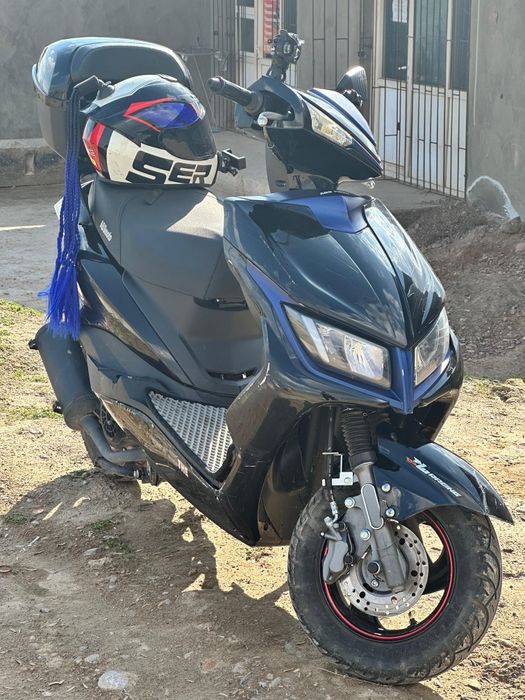 Сатылады м8 200 к