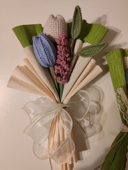 Ръчно изплетени цветя - Handmade flowers - За всякакви поводи