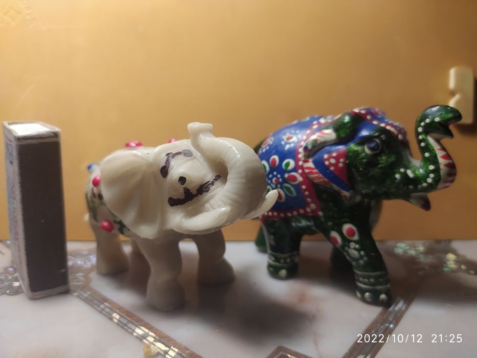 Слоны сувенирные