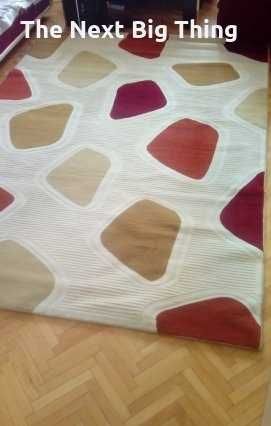 Килим с каменни мотиви