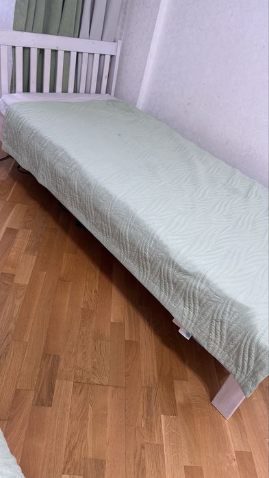 Продам кровать подростковую