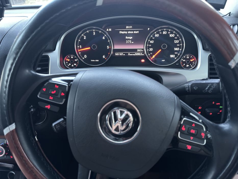 VOLKSWAGEN Touareg 2011 — imagine 5