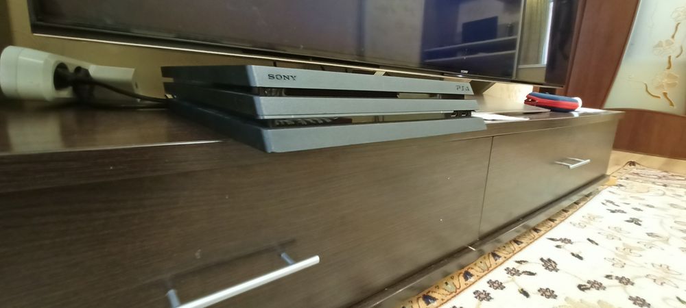 Sony PlayStation 4 PRO (1000GB)