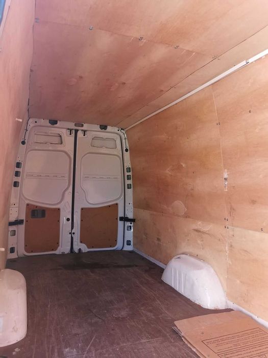 Transport marfa/mutări Mercedes sprinter Extra lung 4.8m lungime
