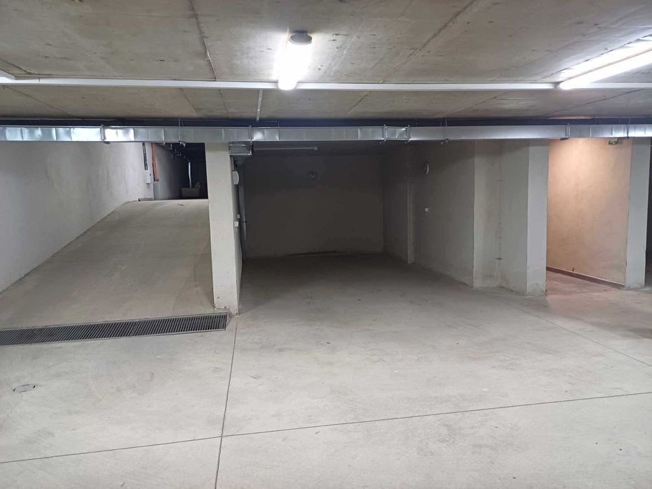 Дава се под наем Гараж / Паркомясто в София, Медицинска академия - 20 кв.м за 120 € - Снимка #7