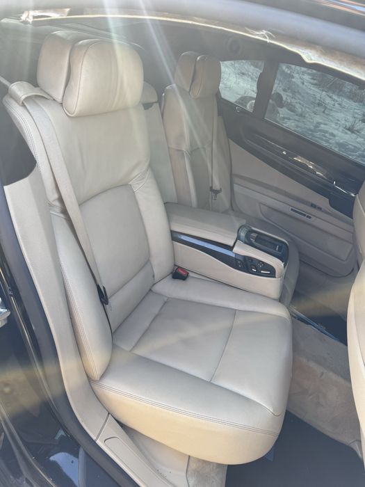 Interior bmw f02 cu masaj incalzire bancheta spate