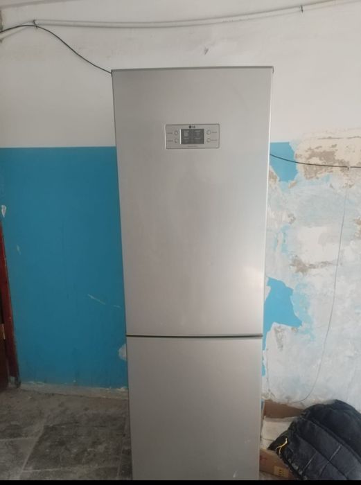 Холодильник LG б/у