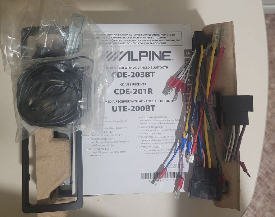 Автомагнитола Alpine